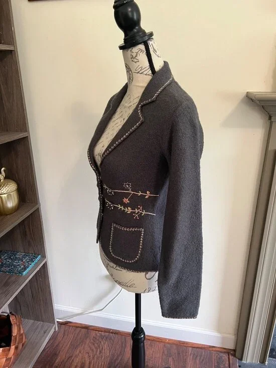 Lucidity Wool Blazer Grey Floral Embroidered Snap Button Pockets Boho Fairy S - Picture 4 of 11